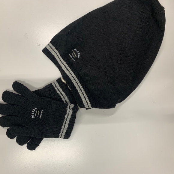 Diesel glove and hat set , kids , black ,size m - Picture 3 of 3